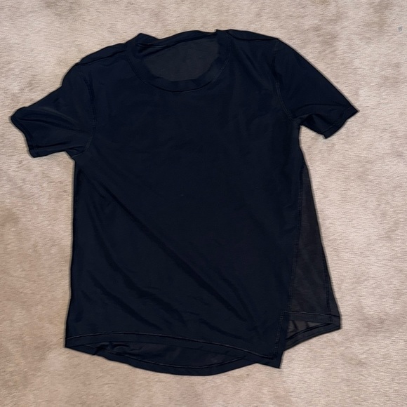 Lululemon black top - Picture 5 of 5